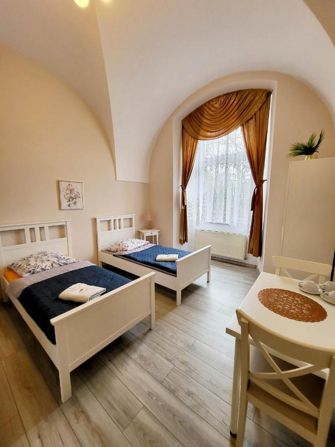 Diecezjalny Dom Formacyjny Διαμέρισμα Νίσα Εξωτερικό φωτογραφία