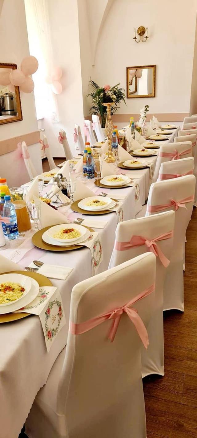 Diecezjalny Dom Formacyjny Διαμέρισμα Νίσα Εξωτερικό φωτογραφία