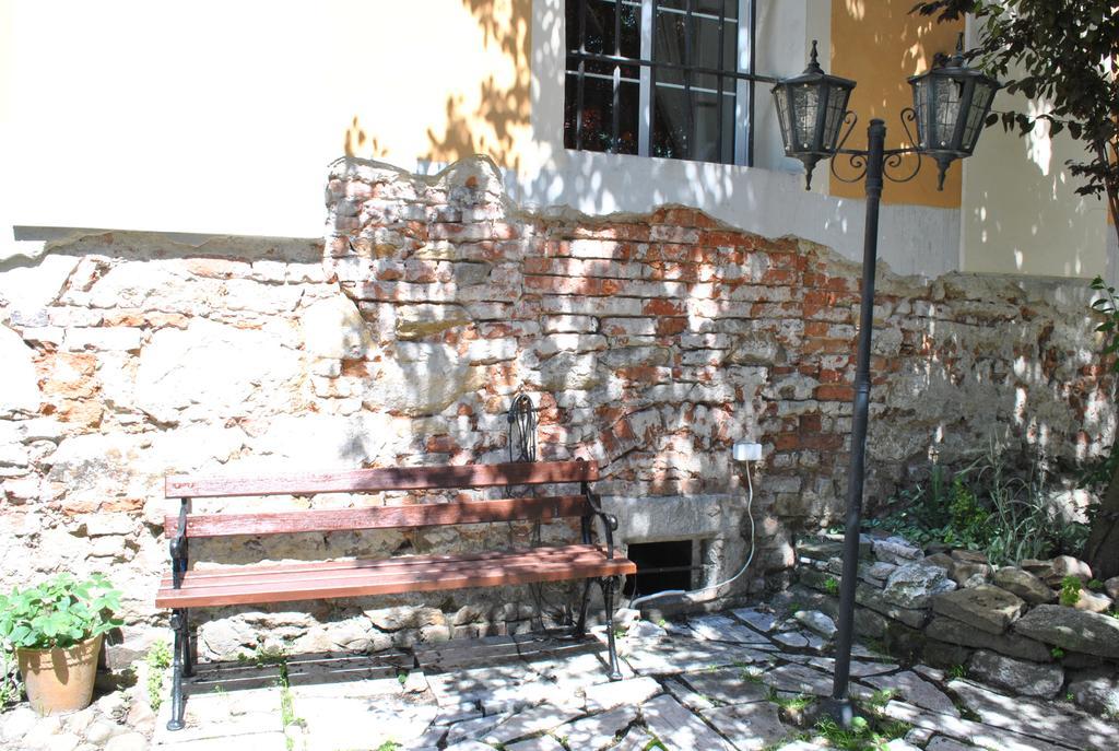 Diecezjalny Dom Formacyjny Διαμέρισμα Νίσα Εξωτερικό φωτογραφία